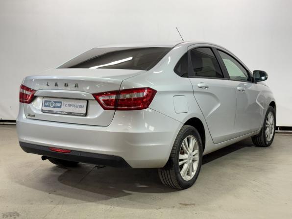 Lada (ВАЗ) Vesta I с пробегом 2019 года, цена 889 000 рублей, 109961 км, седан, Автокод Объявления