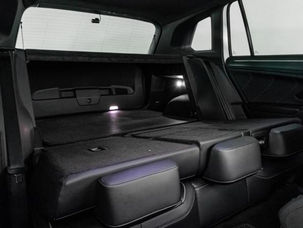 Volkswagen Tiguan II Рестайлинг с пробегом 2021 года, цена 3 199 000 рублей, 150327 км, внедорожник, Автокод Объявления