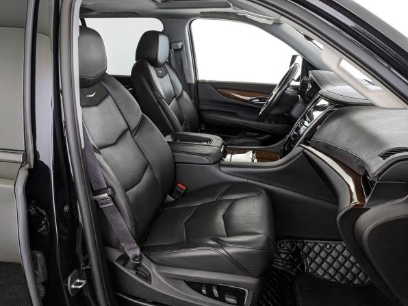 Cadillac Escalade IV с пробегом 2015 года, цена 3 450 000 рублей, 200002 км, внедорожник, Автокод Объявления