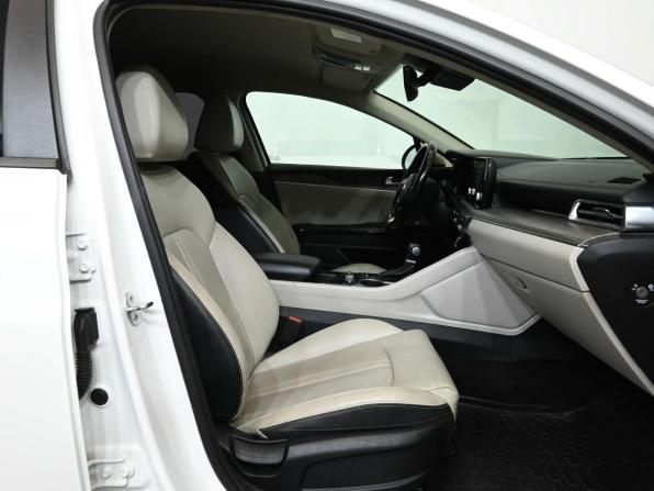 Kia K5 III с пробегом 2020 года, цена 2 080 000 рублей, 125221 км, седан, Автокод Объявления
