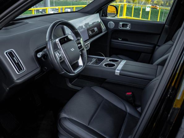 Li Auto (Lixiang) L6 I с пробегом 2024 года, цена 5 714 000 рублей, 42600 км, внедорожник, Автокод Объявления