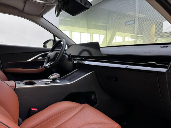 Omoda C5 I с пробегом 2023 года, цена 1 750 000 рублей, 20800 км, внедорожник, Автокод Объявления