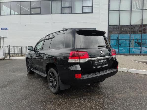 Toyota Land Cruiser 200 Series Рестайлинг 2 с пробегом 2018 года, цена 6 990 000 рублей, 215527 км, внедорожник, Автокод Объявления