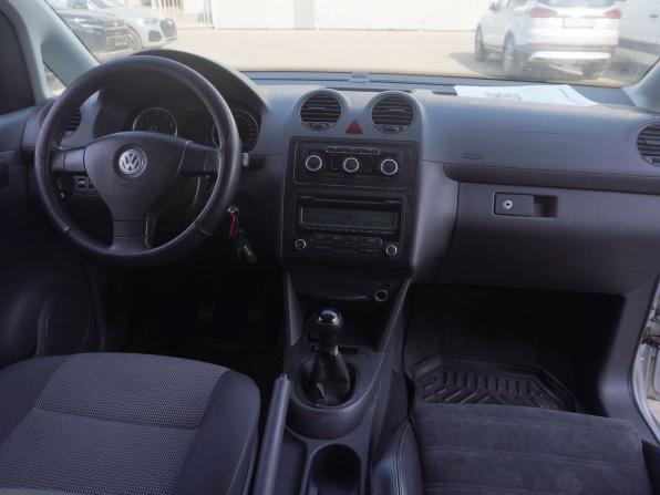 Volkswagen Caddy III Рестайлинг с пробегом 2011 года, цена 783 000 рублей, 248680 км, компактвэн, Автокод Объявления