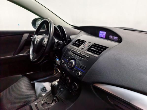 Mazda 3 II (BL) Рестайлинг с пробегом 2012 года, цена 1 046 000 рублей, 71954 км, седан, Автокод Объявления