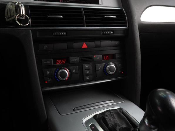 Audi A6 III (C6) Рестайлинг с пробегом 2010 года, цена 1 099 000 рублей, 220617 км, седан, Автокод Объявления