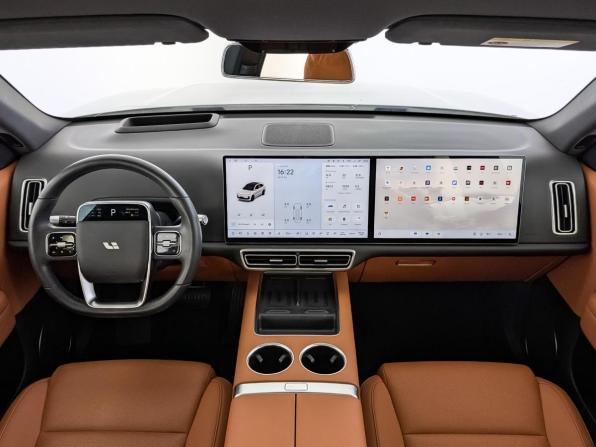 Li Auto (Lixiang) L6 с пробегом 2024 года, цена 5 850 000 рублей, 25555 км, внедорожник, Автокод Объявления