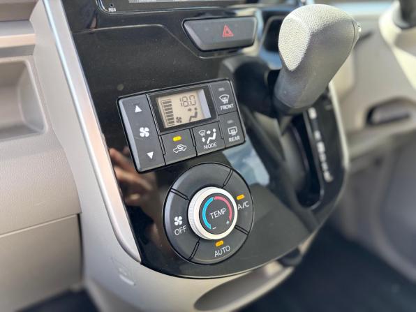 Daihatsu Tanto III Рестайлинг с пробегом 2016 года, цена 895 000 рублей, 74303 км, микровэн, Автокод Объявления