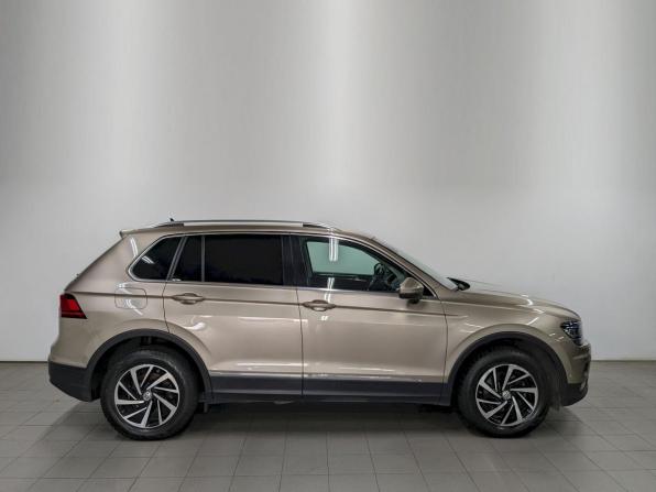 Volkswagen Tiguan II с пробегом 2019 года, цена 2 490 000 рублей, 80700 км, внедорожник, Автокод Объявления