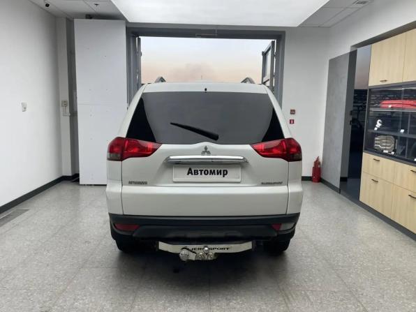 Mitsubishi Pajero Sport II Рестайлинг с пробегом 2015 года, цена 2 010 000 рублей, 158000 км, внедорожник, Автокод Объявления