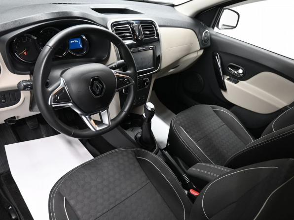 Renault Logan II Рестайлинг с пробегом 2018 года, цена 1 245 000 рублей, 34470 км, седан, Автокод Объявления
