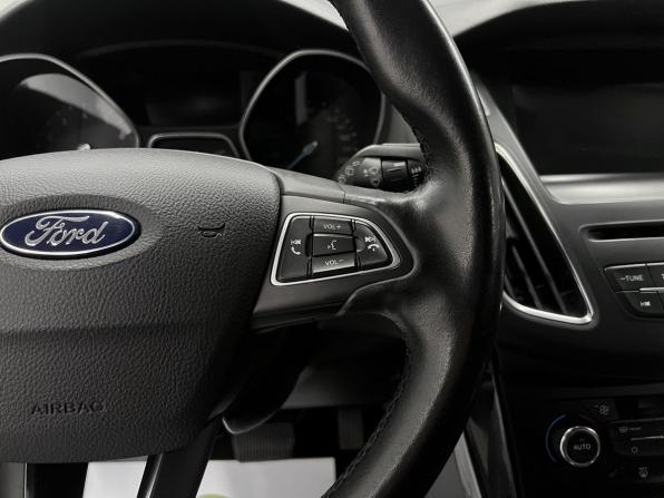 Ford Focus III Рестайлинг с пробегом 2018 года, цена 1 320 000 рублей, 156204 км, универсал, Автокод Объявления