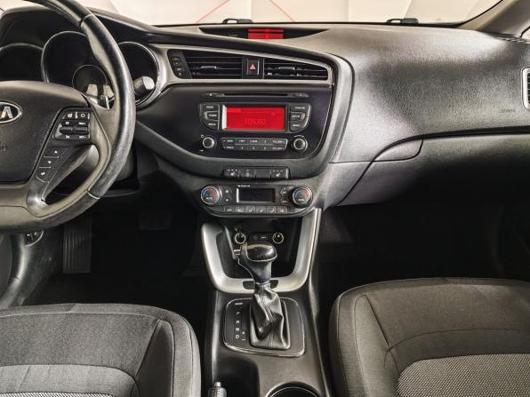 Kia Ceed II Рестайлинг с пробегом 2016 года, цена 1 300 000 рублей, 119843 км, универсал, Автокод Объявления