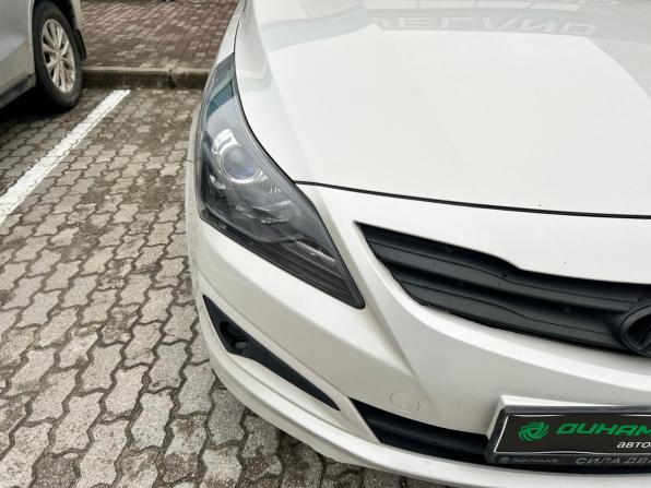 Hyundai Solaris I Рестайлинг с пробегом 2015 года, цена 846 000 рублей, 164453 км, седан, Автокод Объявления