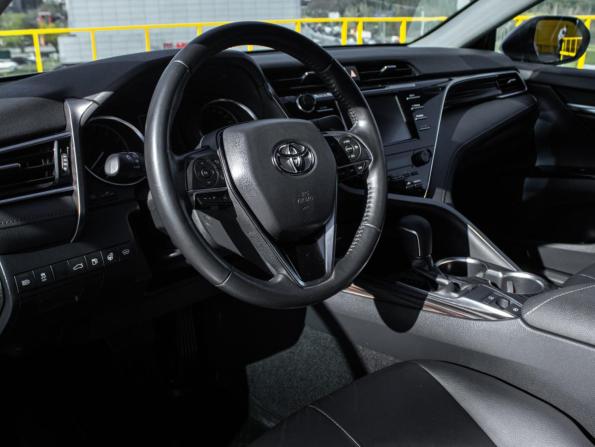 Toyota Camry VIII (XV70) с пробегом 2019 года, цена 2 710 000 рублей, 115000 км, седан, Автокод Объявления