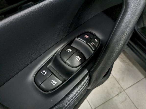 Nissan Qashqai II Рестайлинг с пробегом 2019 года, цена 1 990 000 рублей, 109071 км, внедорожник, Автокод Объявления