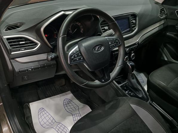 Lada (ВАЗ) Vesta I Рестайлинг (NG) с пробегом 2024 года, цена 1 400 000 рублей, 18130 км, седан, Автокод Объявления