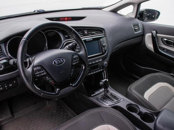 Kia Ceed II Рестайлинг с пробегом 2018 года, цена 1 775 000 рублей, 30257 км, хэтчбек, Автокод Объявления