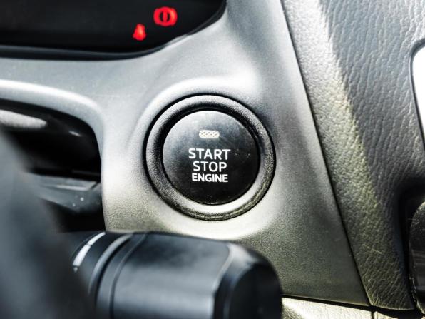 Mazda 3 III (BM) с пробегом 2014 года, цена 1 098 000 рублей, 165883 км, седан, Автокод Объявления