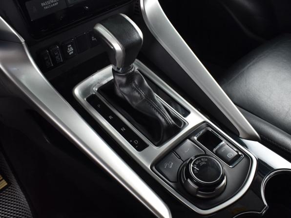 Mitsubishi Pajero Sport III с пробегом 2017 года, цена 2 869 997 рублей, 164565 км, внедорожник, Автокод Объявления