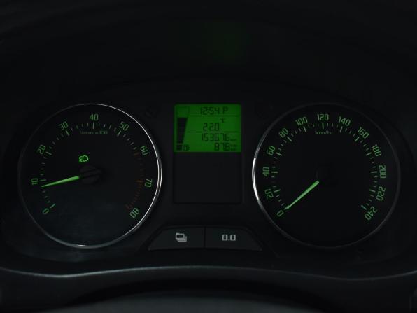 Skoda Fabia II Рестайлинг с пробегом 2012 года, цена 674 995 рублей, 153676 км, хэтчбек, Автокод Объявления