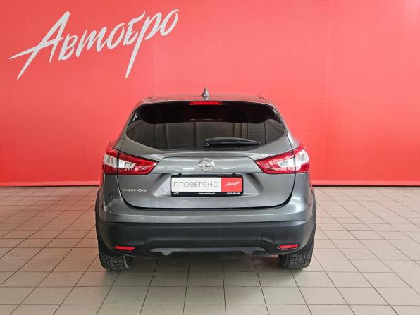 Nissan Qashqai II с пробегом 2018 года, цена 1 415 000 рублей, 164483 км, внедорожник, Автокод Объявления