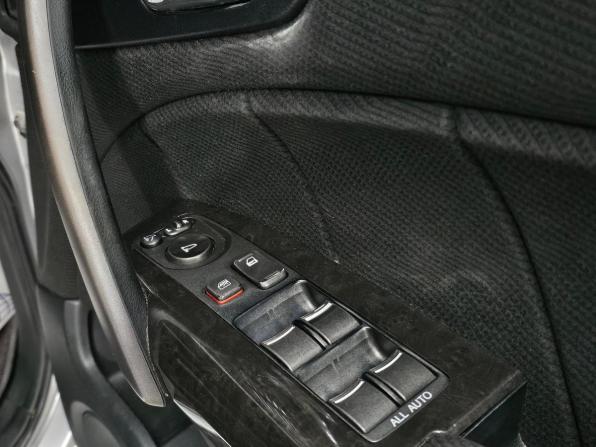 Honda Elysion I Рестайлинг с пробегом 2009 года, цена 1 280 000 рублей, 299500 км, минивэн, Автокод Объявления