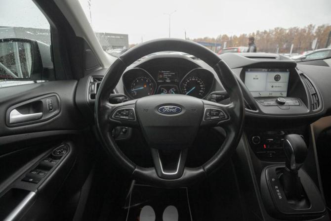 Ford Kuga II Рестайлинг с пробегом 2018 года, цена 1 698 000 рублей, 106122 км, внедорожник, Автокод Объявления