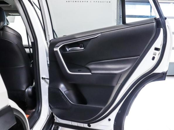 Toyota Wildlander I с пробегом 2020 года, цена 3 350 000 рублей, 48650 км, внедорожник, Автокод Объявления