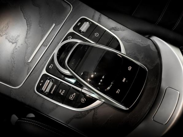 Mercedes-Benz C-Класс IV (W205) Рестайлинг с пробегом 2019 года, цена 3 600 000 рублей, 86200 км, седан, Автокод Объявления