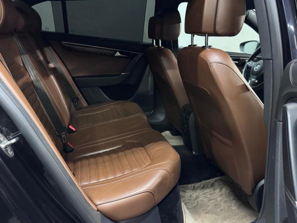 Volkswagen Passat B7 с пробегом 2013 года, цена 1 197 000 рублей, 290320 км, седан, Автокод Объявления