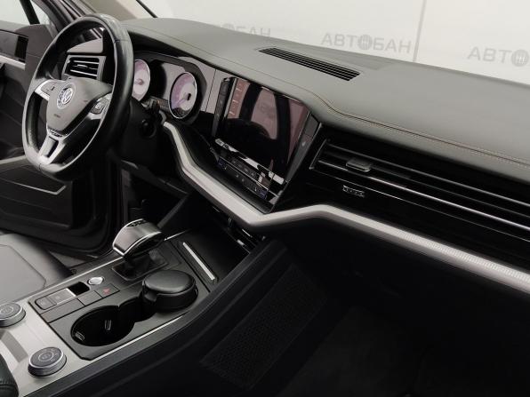 Volkswagen Touareg III с пробегом 2018 года, цена 4 550 000 рублей, 103500 км, внедорожник, Автокод Объявления