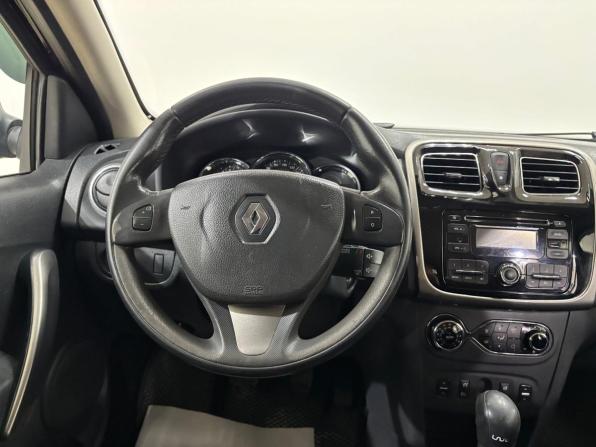 Renault Sandero II с пробегом 2016 года, цена 950 000 рублей, 115200 км, хэтчбек, Автокод Объявления