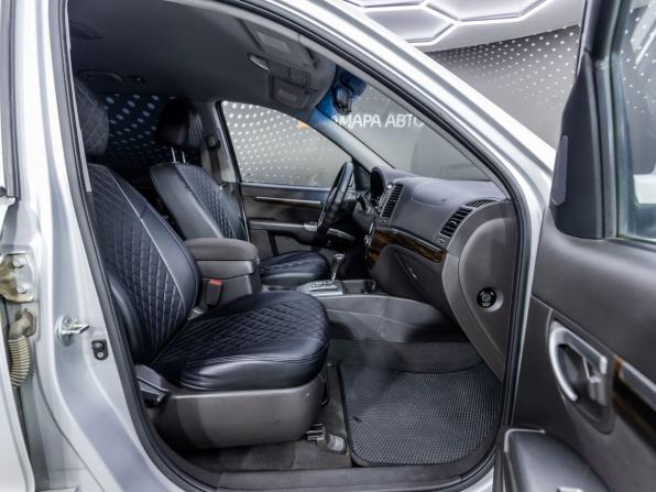 Hyundai Santa Fe II Рестайлинг с пробегом 2010 года, цена 696 000 рублей, 214369 км, внедорожник, Автокод Объявления