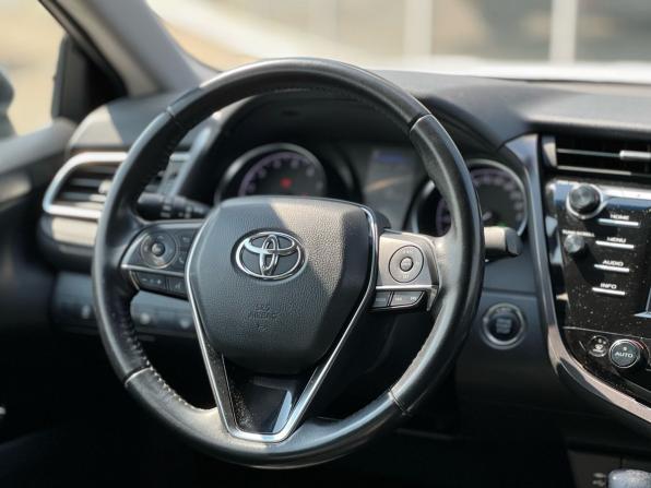 Toyota Camry VIII (XV70) с пробегом 2018 года, цена 2 649 000 рублей, 100000 км, седан, Автокод Объявления