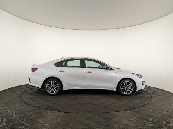 Kia Cerato IV с пробегом 2021 года, цена 2 100 000 рублей, 90384 км, седан, Автокод Объявления