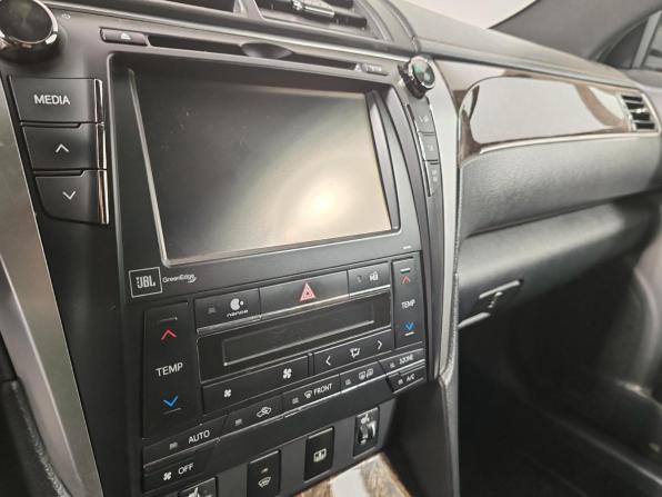 Toyota Camry VII (XV50) Рестайлинг с пробегом 2017 года, цена 1 849 000 рублей, 199386 км, седан, Автокод Объявления