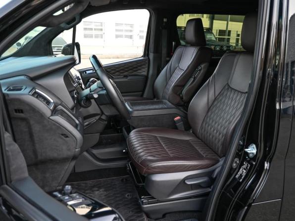Toyota HiAce H300 с пробегом 2020 года, цена 7 520 000 рублей, 87017 км, минивэн, Автокод Объявления