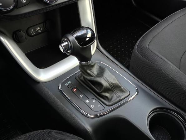 Kia Ceed II Рестайлинг с пробегом 2018 года, цена 1 725 600 рублей, 28927 км, хэтчбек, Автокод Объявления