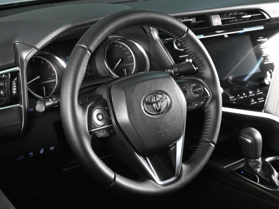 Toyota Camry VIII (XV70) Ростов-на-Дону  - изображение 12