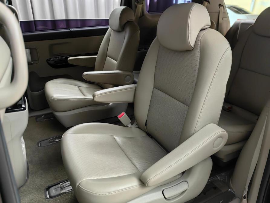 Kia Carnival III Подольск  - изображение 8