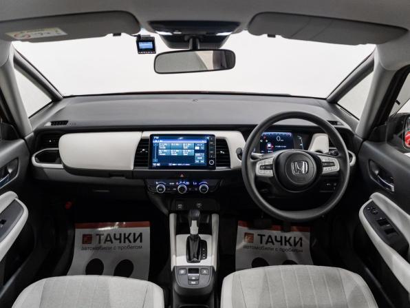 Honda Fit IV с пробегом 2021 года, цена 1 490 000 рублей, 43642 км, хэтчбек, Автокод Объявления