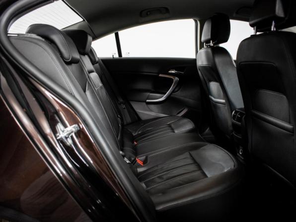 Opel Insignia I с пробегом 2011 года, цена 800 000 рублей, 218001 км, седан, Автокод Объявления