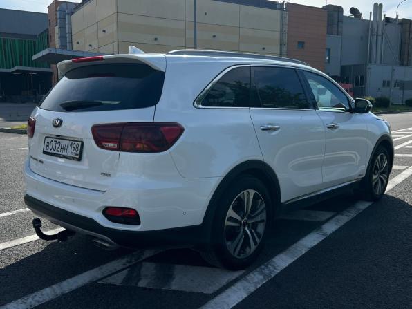 Kia Sorento III Prime Рестайлинг с пробегом 2018 года, цена 2 449 000 рублей, 253000 км, внедорожник, Автокод Объявления