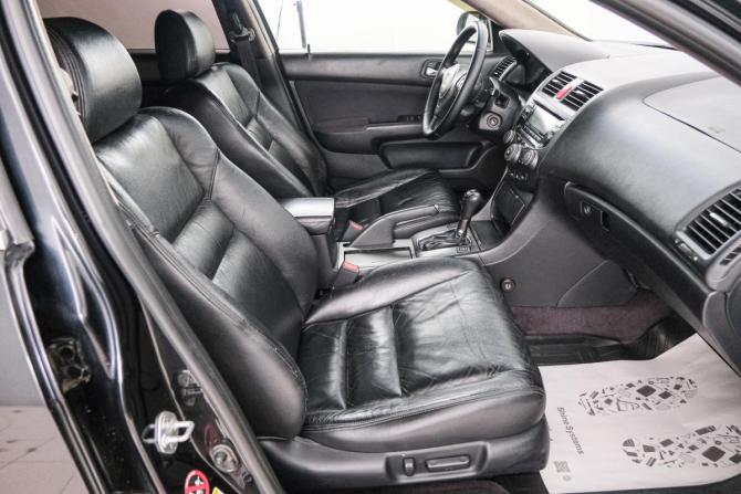 Honda Accord VII Рестайлинг с пробегом 2006 года, цена 949 000 рублей, 293767 км, седан, Автокод Объявления