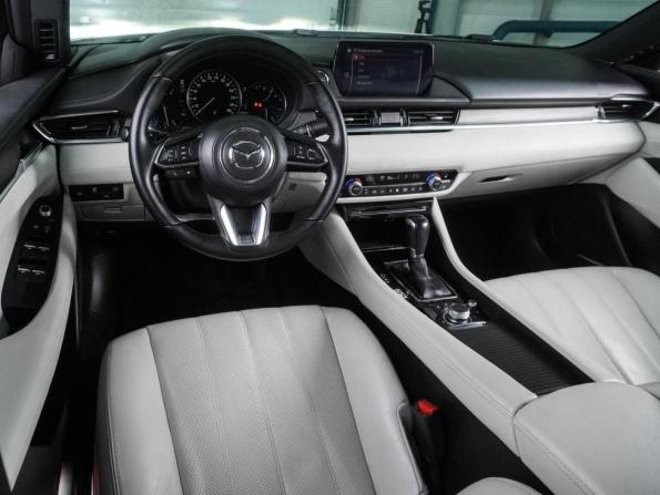 Mazda 6 III (GJ) Рестайлинг 2 с пробегом 2018 года, цена 2 129 000 рублей, 174574 км, седан, Автокод Объявления
