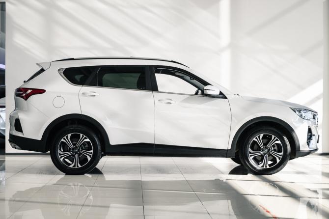 JETOUR X70 I Рестайлинг 2 с пробегом 2024 года, цена 2 050 000 рублей, 33000 км, внедорожник, Автокод Объявления