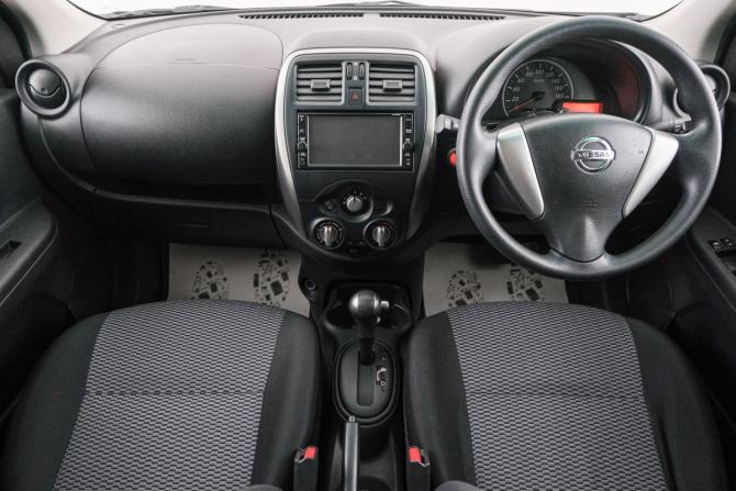 Nissan March IV (K13) Рестайлинг с пробегом 2018 года, цена 899 000 рублей, 122000 км, хэтчбек, Автокод Объявления
