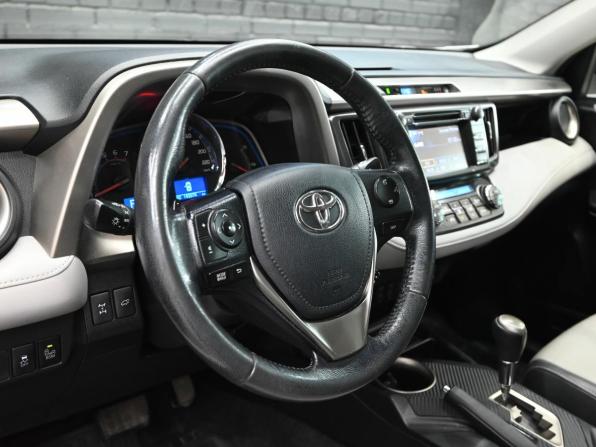 Toyota RAV4 IV (XA40) с пробегом 2013 года, цена 2 250 000 рублей, 150000 км, внедорожник, Автокод Объявления