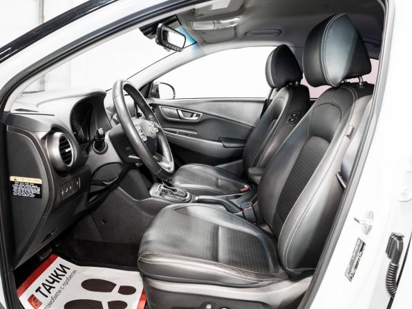 Hyundai Kona I с пробегом 2019 года, цена 1 950 000 рублей, 44820 км, внедорожник, Автокод Объявления